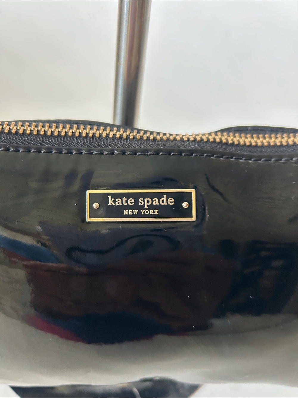 kate spade Black Patent Leather Shoulder Bag Minimalist So Cute! - Picture 3 of 16